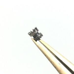 longines 2517 9 l pignone slittante sliding pinionロンジンピニョーネスリタンテスライディングピニオン※注意※NYからの配送になりますので2週間前後お時間をいただきます。人気の商品は在庫が無い場合がございます。ご了承くださいませ。サイズの種類の商品は購入時の備考欄にご希望のサイズをご記載ください。　携帯メールでの登録ですと楽天からのメールが届かない場合がございます。