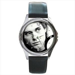 【送料無料】腕時計　カートコバーンレザーストラップウォッチkurt cobain leather strap watch wristw..