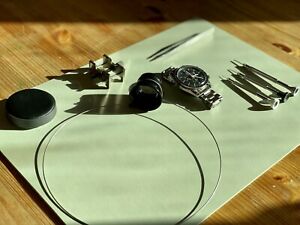 【送料無料】腕時計　ミディアムグリーンリノリウムウォッチメーカーベンチマットエコロジカルオルタナティブmedium green linoleum watchmakers bench mat 10 x 14 ecological alternative