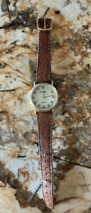 【送料無料】腕時計　ヴィンテージエディソンクォーツマザーオブパールレザーウォッチvintage edison quartz mother of pearl genuine leather watch