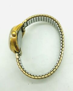 【送料無料】腕時計　ヴィンテージレディースレトロミッドセンチュリーゴールドトーンvintage ladies timex retro mid century gold tone automatic watch