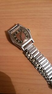 【送料無料】腕時計　モントールアートデコリカビエンリレルデクリフィフmontre art deco rika bien lire le descriptif