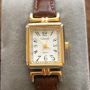 【送料無料】腕時計　キャリッジウィメンズゴールドトーンケースブラウンストラップウォッチcarriage womens c2a901 goldtone rectangular case brown lthr strap watchh64