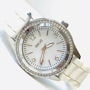 【送料無料】腕時計 レリックゾーイスワロフスキークリスタルシルバーホワイトシリコンウォッチrelic zoe swarovski crystals 38mm womens silver white silicone watch zr11907 【送料無料】腕時計 レリックゾーイスワロフスキークリスタルシルバーホワイトシリコンウォッチrelic zoe swarovski crystals 38mm womens silver white silicone watch zr11907