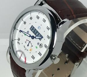 【送料無料】腕時計　スピードメーターオートバイクォーツオートデートサブwatch speedometer car motorcycle quartz auto date subsecond 3atm wr