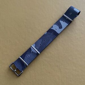 【送料無料】腕時計 ヴィンテージナイロンウォッチストラップvintage nato, nylon watch strap 18mm nos