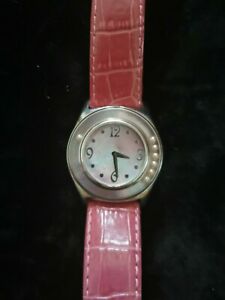 【送料無料】腕時計　ホノラレディースフローティングパールバッテリーboxed unworn honora ladies floating pearl wristwatch needs battery