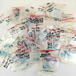 【送料無料】腕時計　サイズバッグメーカーロットlarge lot of watch stems parts for watchmakers in bags with sizes on ai10