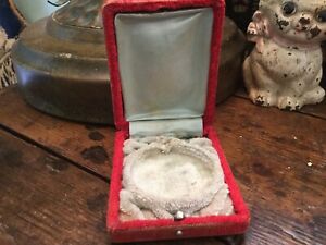 【送料無料】腕時計　アンティークビクトリアベルベットウォッチジュエリーロケットプレゼンテーションボックス