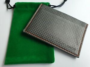 【送料無料】腕時計 ハチレンスカーボンルックカードホルダーバッグhatulence carbon look cardholder in storage bag