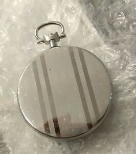 【送料無料】腕時計　ケースポケット