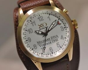 【送料無料】腕時計　メンズレトロエイブラムスタンクヴィンテージイミリタリーストラップウォッチ mens xo retro m1 abrams tank vintage iraq 1991 military dna strap watch