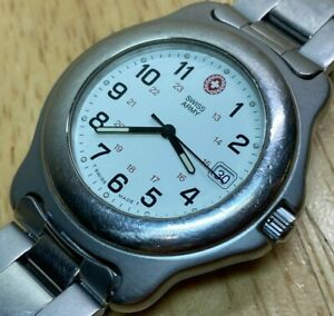 【送料無料】腕時計 ヴィンテージスイスアーミーメンズシルバーホワイトアナログクォーツウォッチvintage swiss army mens silver white analog quartz watch hours~date~ battery