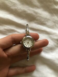【送料無料】腕時計 レディースブレスレットウォッチクォーツladies bracelet watch quartz