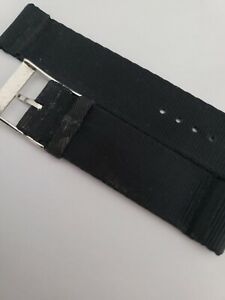 【送料無料】腕時計　ノモスガラスブラックファブリックウォッチストラップラグバックル