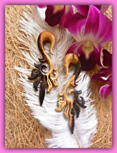 【送料無料】ジュエリー・アクセサリー ゲージトンネルプラグウッドホワイトボーンバッファローフック..