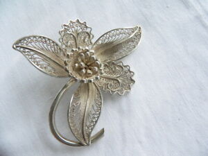 【送料無料】ジュエリー・アクセサリー ニリグランブローチbroche en argent a decor de fleur niligrane orchidee