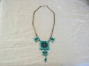 【送料無料】ジュエリー アクセサリー ミシェルエナメルメタルデザイナーネックレスcollier createur en metal emaille bleu signe michel des annees 1970