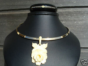 【送料無料】ジュエリー・アクセサリー アンティークジュエルベークライトブレスレットストラススカル..