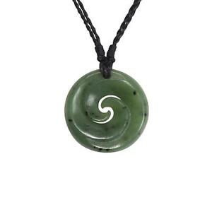 【送料無料】ジュエリー・アクセサリー ネックレスペンダントジェイドネフライトマオリコルダブルサークル81stgeneration collier pendentif jade nephrite sculptee maori koru cercle double