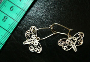 antichi orecchini farfalle in filigrana dargento butterfly silver earringsフィリグラナダルジェントバタフライシルバーイヤリングアンティチオレッキーニファルファレ※注意※NYからの配送になりますので2週間前後お時間をいただきます。人気の商品は在庫が無い場合がございます。ご了承くださいませ。サイズの種類の商品は購入時の備考欄にご希望のサイズをご記載ください。　携帯メールでの登録ですと楽天からのメールが届かない場合がございます。