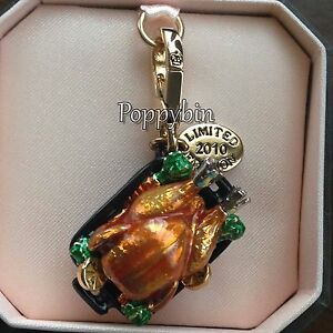 ジュエリー・アクセサリー タグボックスブランドジューシークチュールディナーブレスレットチャームbrand juicy couture thanksgiving turkey dinner bracelet charm in tagged box