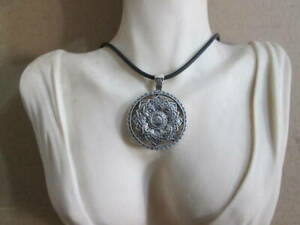 【送料無料】ジュエリー・アクセサリー アルジェントプロドゥツィオネアーティジャーナマンダラチベットシオンドーロmandala tibetano ciondolo in argento 925produzione artigiana