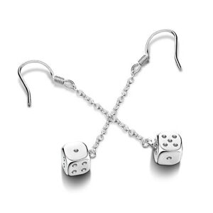 womens 925 genuine sterling silver 6mm solid dice ear hoop earrings charmスターリングシルバーソリッドダイスイヤーフープイヤリングチャーム※注意※NYからの配送になりますので2週間前後お時間をいただきます。人気の商品は在庫が無い場合がございます。ご了承くださいませ。サイズの種類の商品は購入時の備考欄にご希望のサイズをご記載ください。　携帯メールでの登録ですと楽天からのメールが届かない場合がございます。