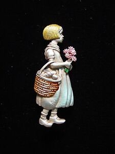 【送料無料】ジュエリー・アクセサリー ジョネットジュエリーシルバーピューターピンjj jonette jewelry silver pewter little girl carrying flowers pin