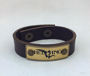 【送料無料】ジュエリー アクセサリー マンガレザーブレスレットジュエリーリストラップレザー hellsing manga leather bracelet jewelry wrist wrap, genuine leather