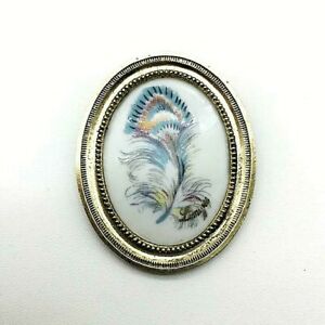 limoges broche en porcelaine de limoges decor plumeリモージュリモージュブローチ※注意※NYからの配送になりますので2週間前後お時間をいただきます。人気の商品は在庫が無い場合がございます。ご了承くださいませ。サイズの種類の商品は購入時の備考欄にご希望のサイズをご記載ください。　携帯メールでの登録ですと楽天からのメールが届かない場合がございます。