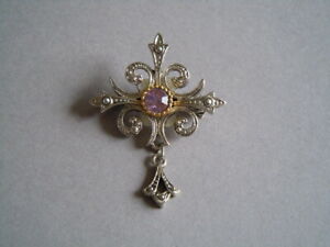 【送料無料】ジュエリー・アクセサリー ベルクロワブローチブリリアントペンダントbelle croix broche avec pendentif amp; rose brillants 5,0 g4,0 x 3,0 cm