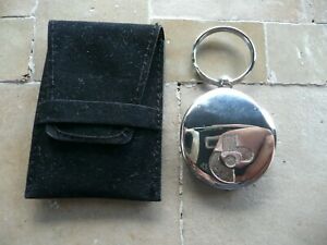 【送料無料】ジュエリー・アクセサリー キードアラジランスシルバーメタルporte clef radio france met..