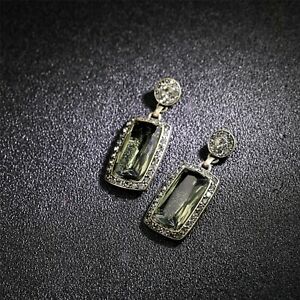 boucles doreilles dore geometrique art deco rond rectangle vert olive dd13ゴールデンイヤリングアートデコロンドグリーンオリーブ※注意※NYからの配送になりますので2週間前後お時間をいただきます。人気の商品は在庫が無い場合がございます。ご了承くださいませ。サイズの種類の商品は購入時の備考欄にご希望のサイズをご記載ください。　携帯メールでの登録ですと楽天からのメールが届かない場合がございます。