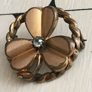 【送料無料】ジュエリー・アクセサリー クローバーアールデコブローチアンティークフレンチブローチbroche ancienne trefle 1920 art deco antique french brooch