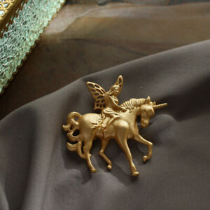 【送料無料】ジュエリー・アクセサリー ゴールデンブローチアールヌーボーメタルナイトユニコーンレトロbroche dore art nouveau metal chevalier licorne retro xz13 【送料無料】ジュエリー・アクセサリー ゴールデンブローチアールヌーボーメタルナイトユニコーンレトロbroche dore art nouveau metal chevalier licorne retro xz13
