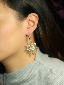 hokushinの【送料無料】ジュエリー・アクセサリー ゴールデンスリーパーイヤリングアールデコテテデモートパールboucles doreilles dormeuse dore ancre art deco tete de mort perle aa27｜アングル2