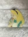 【送料無料】ジュエリー・アクセサリー オリジナルアリスインワンダーランドクラシックレトロピンナッププラスチックブローチbroche originale alice au pays des merveilles classique plastique pinup retro(4)