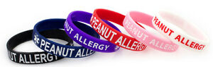 楽天hokushin【送料無料】ジュエリー・アクセサリー キッズピーナッツシリコーンブレスレットカラーセットロットkids peanut allergy silicone bracelets 2 color setslot of 3