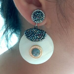 【送料無料】ジュエリー・アクセサリー ナチュラルラブラドリットホワイトモップスタッドイヤリングnat..