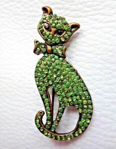 broche chat strass vert 5,3cm green cat brooch pins vintageブロッシュチャットラインストーングリーングリーンキャットブローチヴィンテージ※注意※NYからの配送になりますので2週間前後お時間をいただきます。人気の商品は在庫が無い場合がございます。ご了承くださいませ。サイズの種類の商品は購入時の備考欄にご希望のサイズをご記載ください。　携帯メールでの登録ですと楽天からのメールが届かない場合がございます。