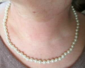 yzWG[EANZT[ }JlbNX_Be[WWG[beau collier de perles de majorque aleatoires n?ud securite bijou vintage 641