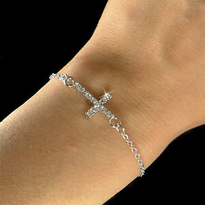 ジュエリー・アクセサリー デリケートサイドクロスクリスタルスワロフスキーチェーンブレスレットdelicat lateral croix ~ avec cristal swarovski religieux bracelet chaine neuf