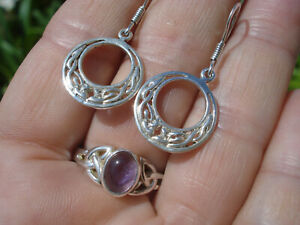 【送料無料】ジュエリー・アクセサリー シルバージュエリーラブリーロットケルトリングイヤリングravis..