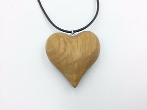 【送料無料】ジュエリー・アクセサリー ハートネックレスオークハートペンダントネックレスcuore collana in rovere intagliati a ma piccole in legno collana con ciondolo amore cuore