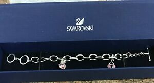 【送料無料】ジュエリー・アクセサリー スワロフスキーブレスレットピンクチャームswarovski bracelet with two pink charms 【送料無料】ジュエリー・アクセサリー スワロフスキーブレスレットピンクチャームswarovski bracelet with two pink charms