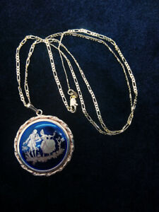【送料無料】ジュエリー・アクセサリー コリアーアンシアンポーセランドリモージュサシェーヌエンクイヴルプラケポインソンcollier ancien porcelain de limoges sa chaine 60cm en cuivre plaque or poincon