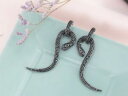 orecchini a perno serpente occhi rosa nero placcato oro zircone sera g6 177イヤリングメッキゴールドジルコンイブニング※注意※NYからの配送になりますので2週間前後お時間をいただきます。人気の商品は在庫が無い場合がございます。ご了承くださいませ。サイズの種類の商品は購入時の備考欄にご希望のサイズをご記載ください。　携帯メールでの登録ですと楽天からのメールが届かない場合がございます。