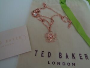 ジュエリー・アクセサリー ベイカーローズゴールドトーンフラワーペンダントネックレスバッグbnwt ted baker rose gold tone fiore ciondolo collana con sacchetto regalo