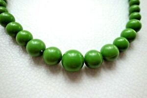 【送料無料】ジュエリー・アクセサリー コリアーオリーブヴィンテージプラスティクフレンチグリーンネックレスグーテドーポップ